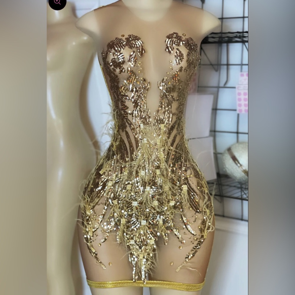 GOLD SEQUIN DRESS😍